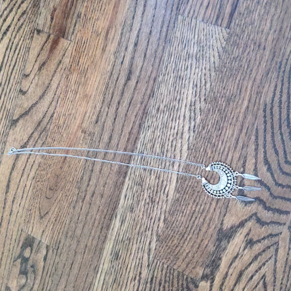 Metal Feather Necklace
